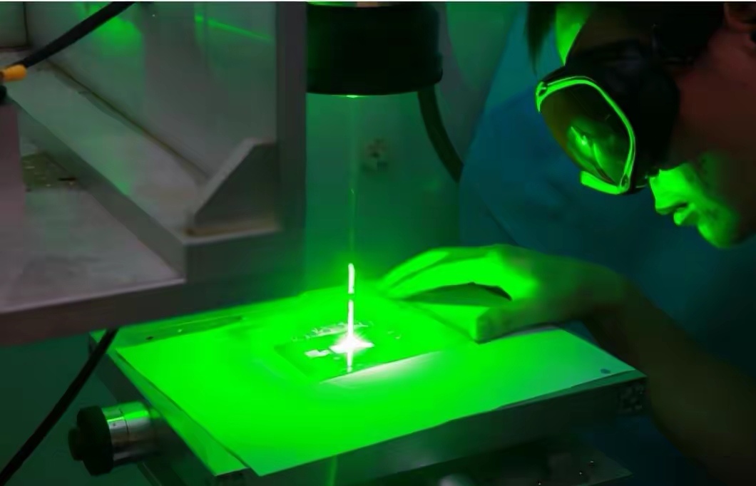 光刻工艺仿真实验报告怎么写